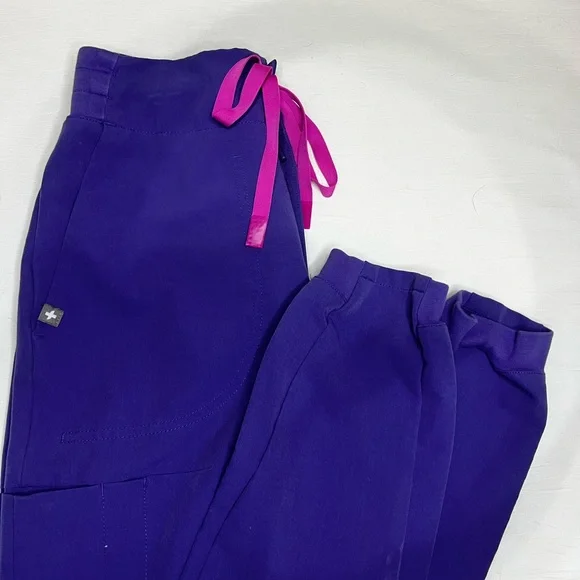 FIGS | XXS Tall High Waisted Sumaiya Skinny Scrub Pants - Picture 2 of 9